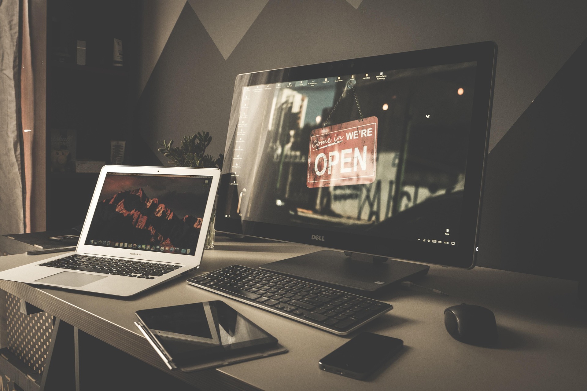 laptop-2558400_1920